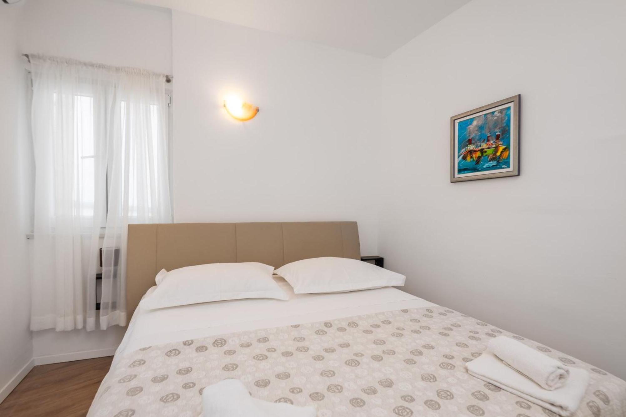 לוקבה Caleta Seaview Suites II - Pool & Jacuzzi מראה חיצוני תמונה