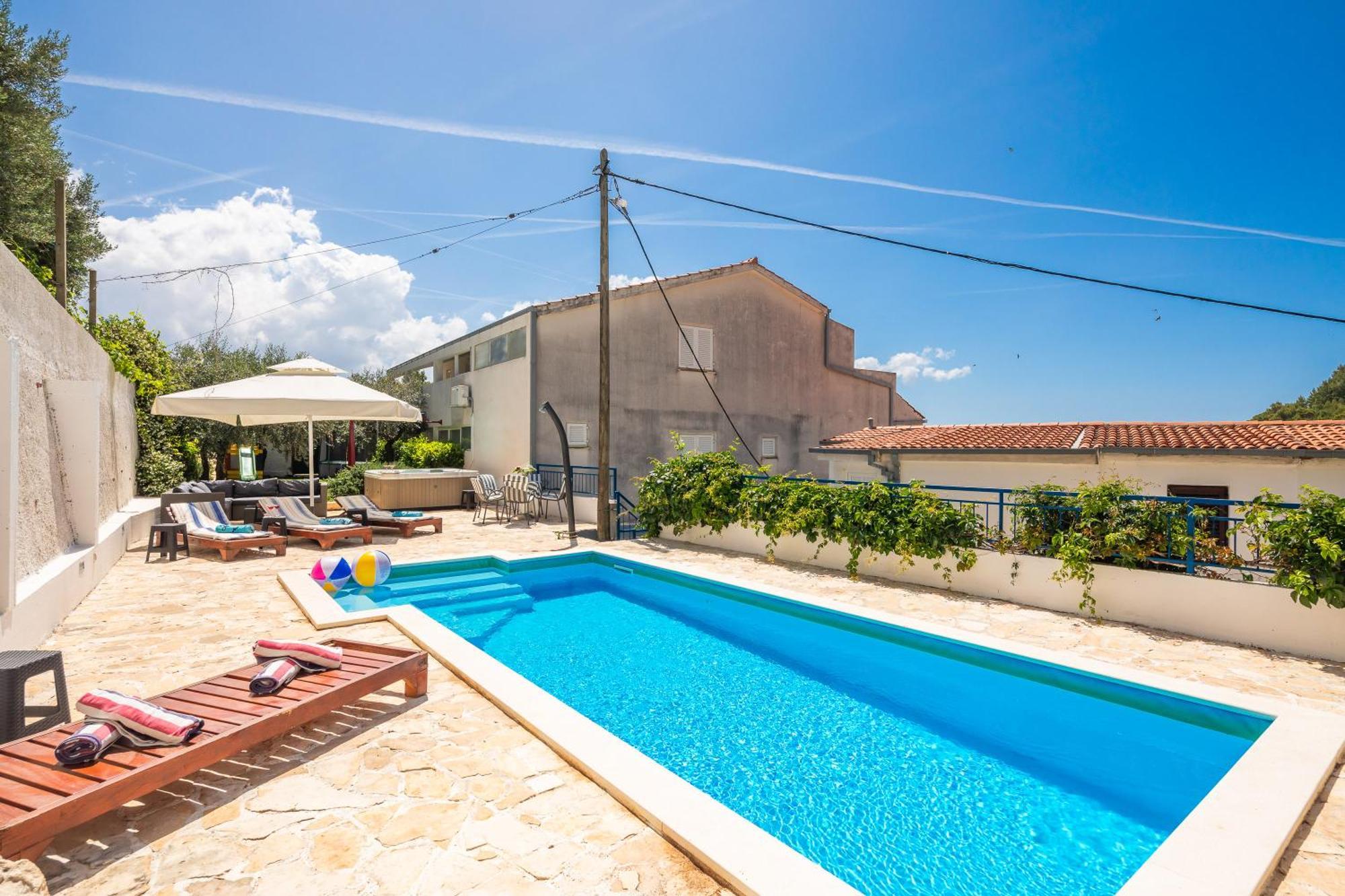 לוקבה Caleta Seaview Suites II - Pool & Jacuzzi מראה חיצוני תמונה