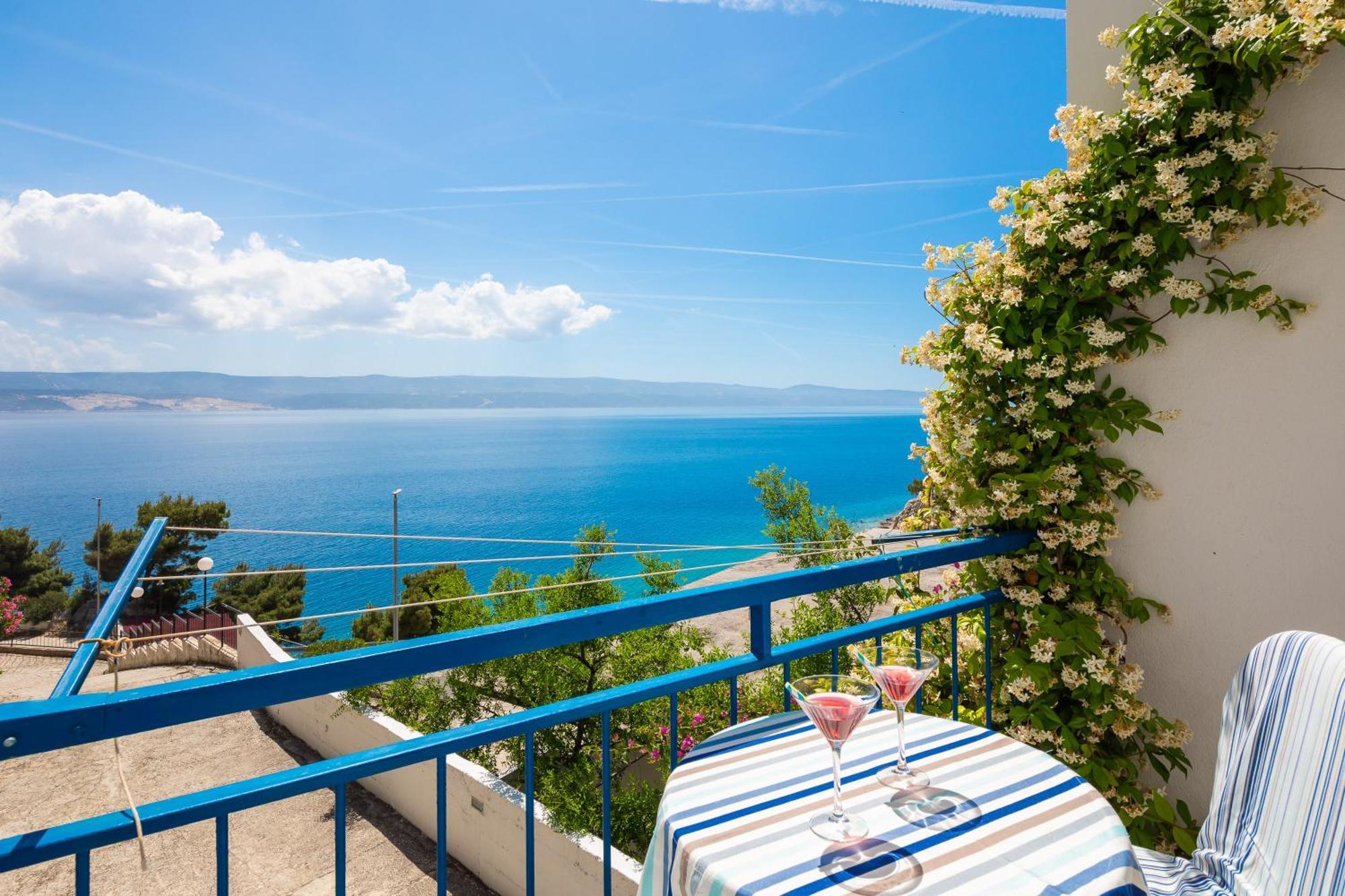 לוקבה Caleta Seaview Suites II - Pool & Jacuzzi מראה חיצוני תמונה