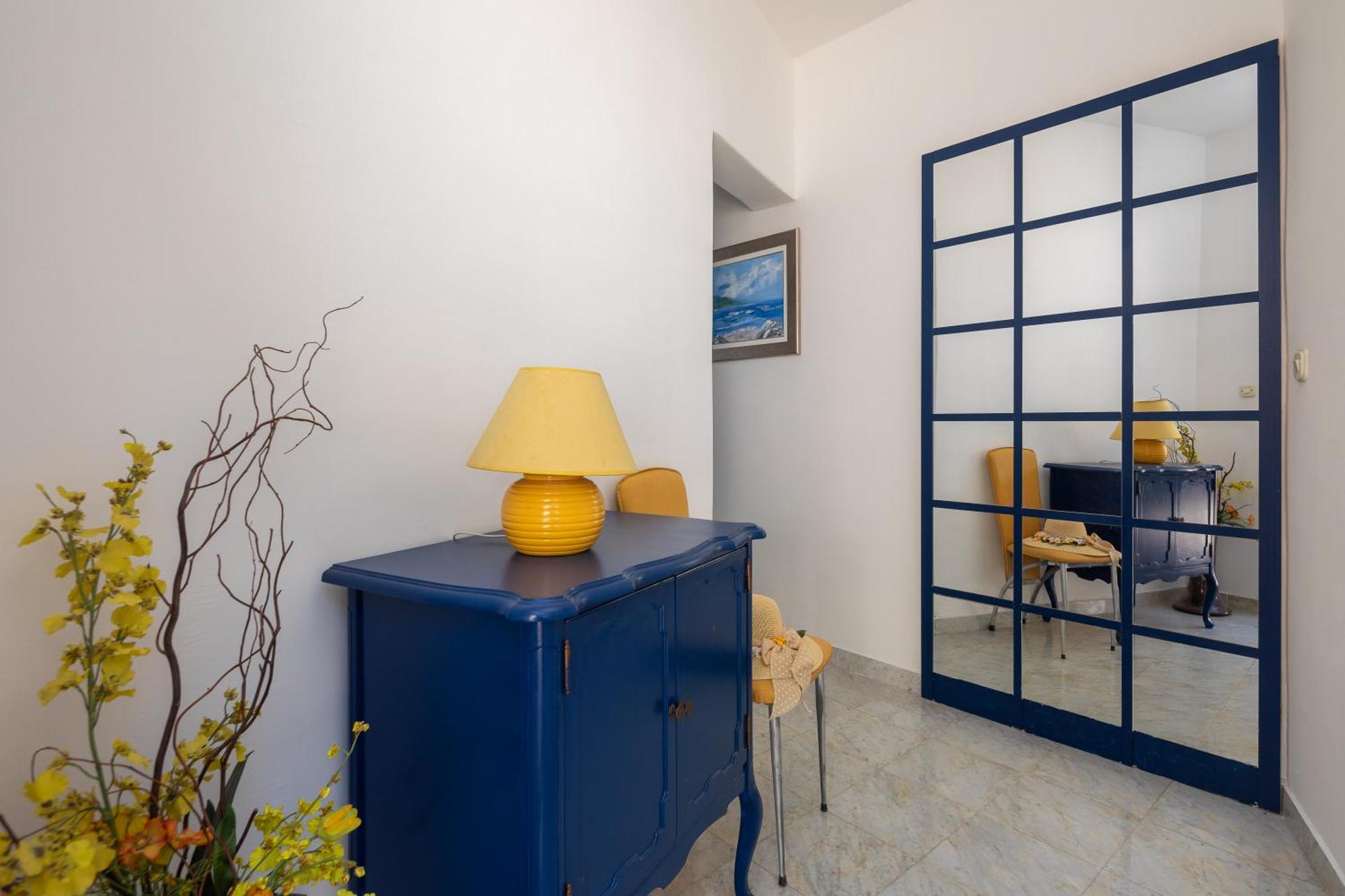 לוקבה Caleta Seaview Suites II - Pool & Jacuzzi מראה חיצוני תמונה