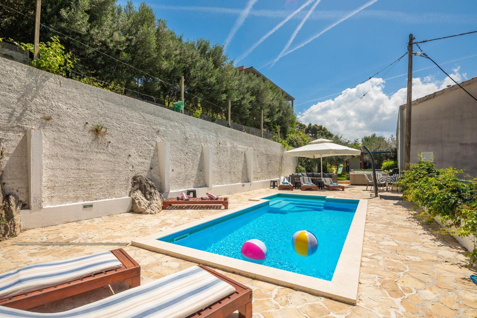 לוקבה Caleta Seaview Suites II - Pool & Jacuzzi מראה חיצוני תמונה